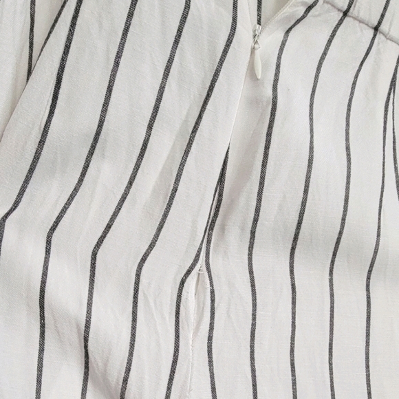 LOFT Cropped Jumper Romper. - Picture 6 of 6